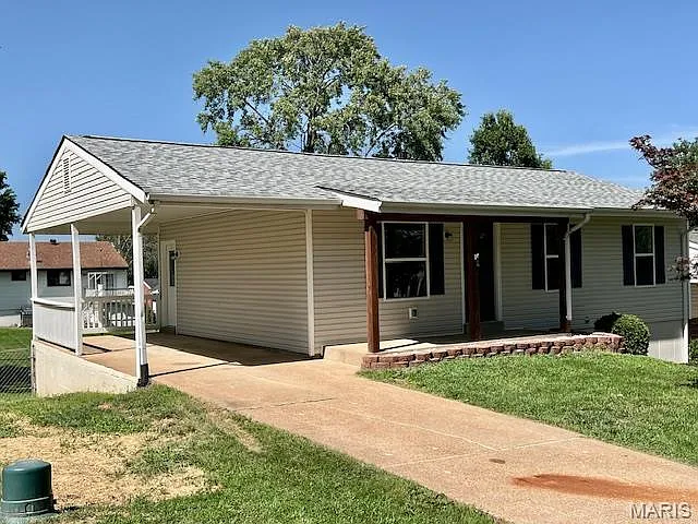 5337 Winthrop Dr photo 1