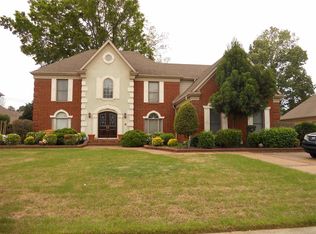 9871 N Houston Oak Dr, Germantown, TN 38139