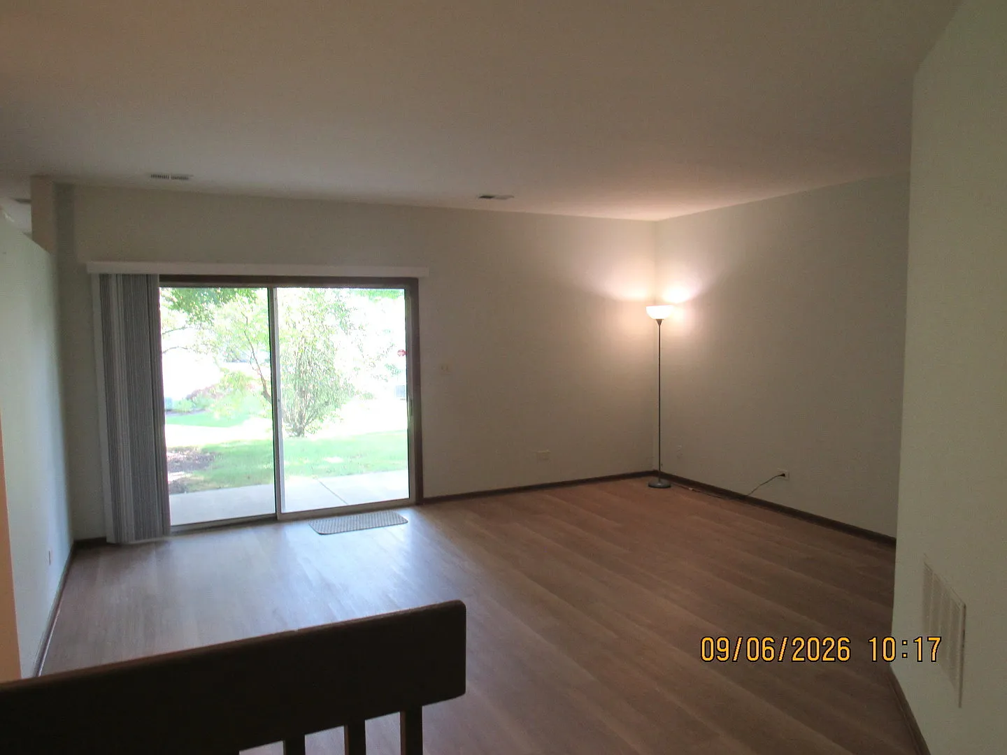 3 bed, 1350 sqft, $2,600 — Photo 3