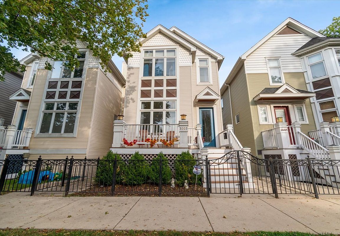 3003 N Oakley Ave, Chicago, IL 60618 | Zillow