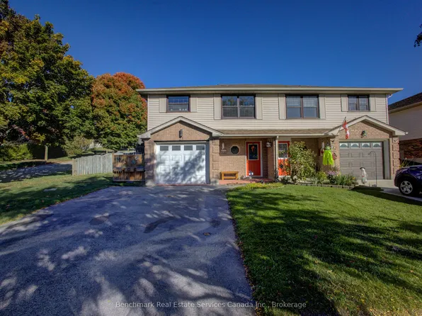 21 Southvale Rd, Saint Marys, ON N4X 1E9