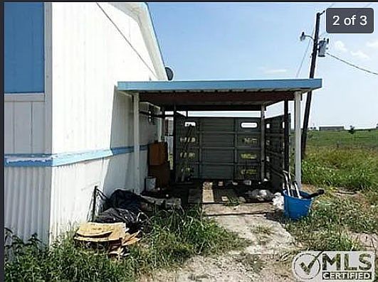 5th image of 235 Hilltop Trl