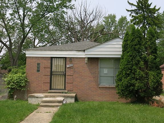 2nd image of 12037 Ashton Ave