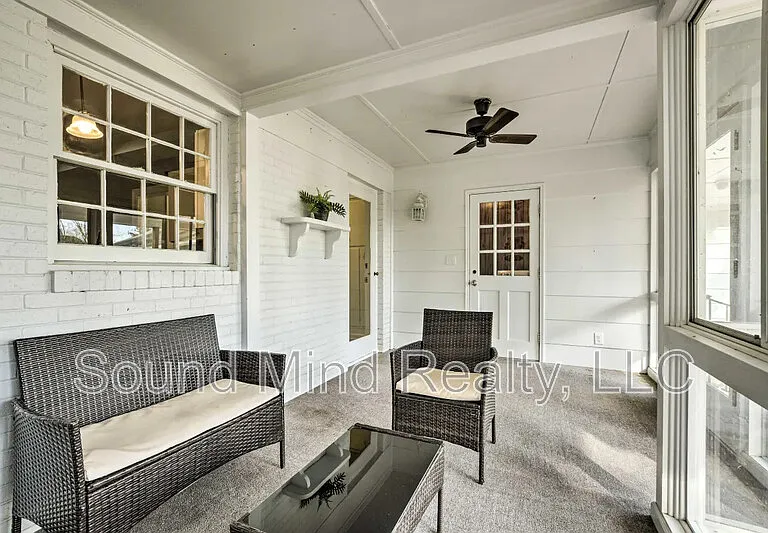 144 Parkwood Cir — Photo 14