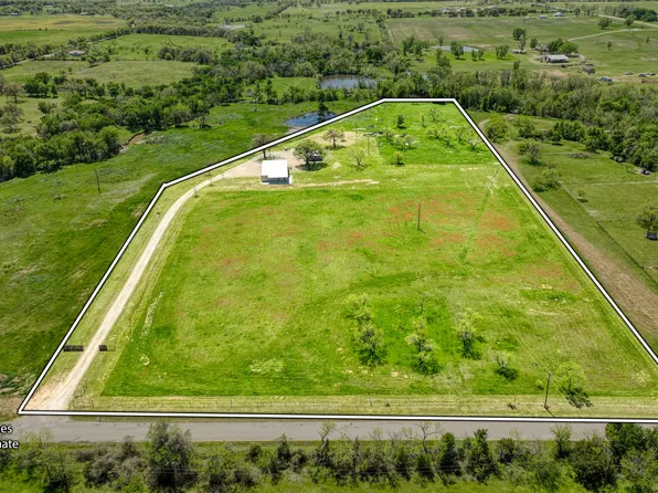 3000 Bounty Rd, Whitt, TX 76490