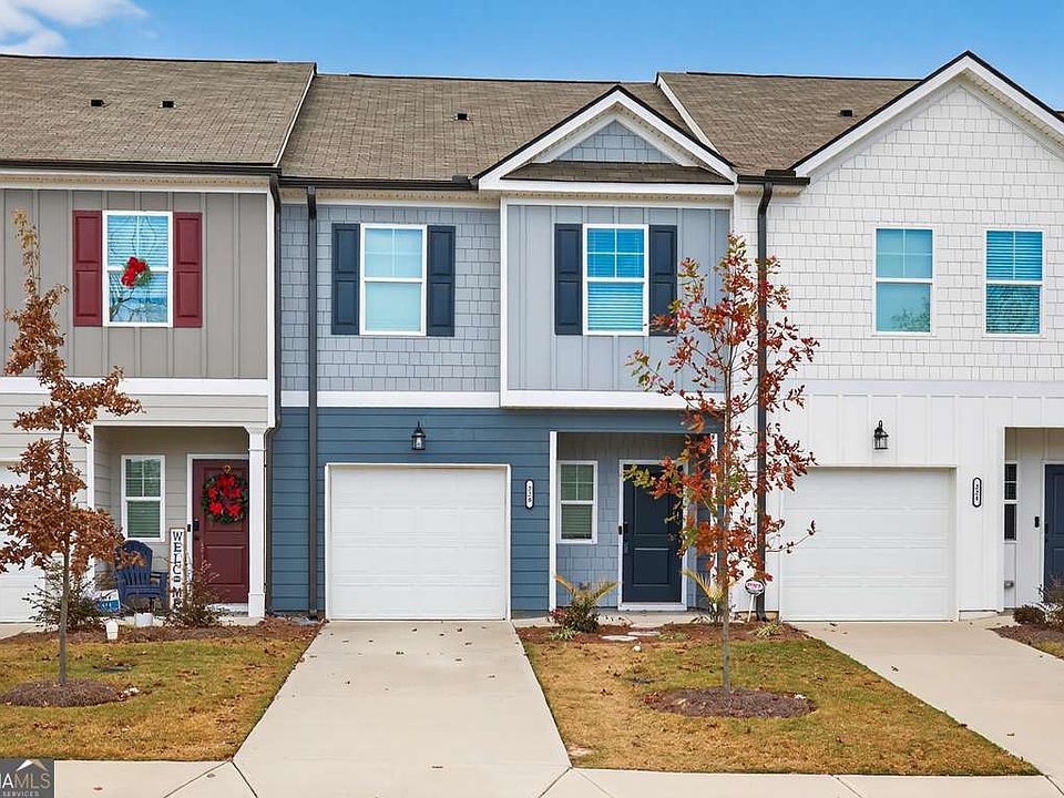 1st image of 228 Buckingham Ln