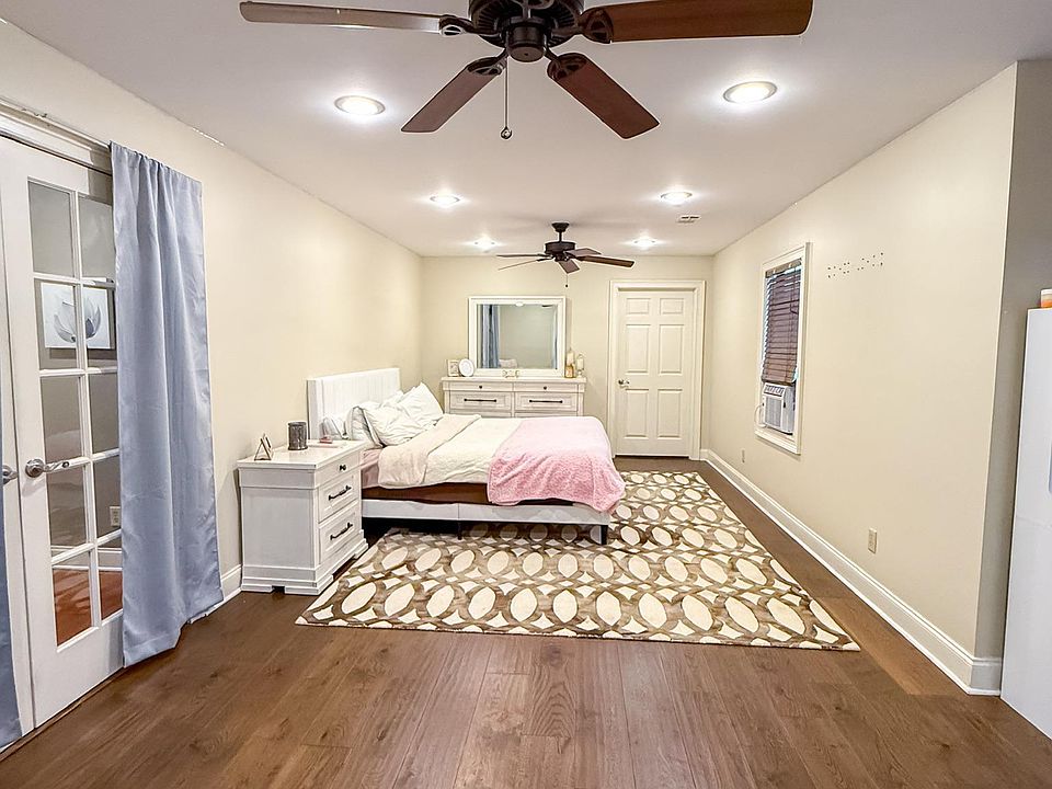 61st image of this home