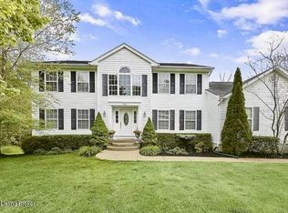 7107 Colton Rd, Crestwood, KY 40014