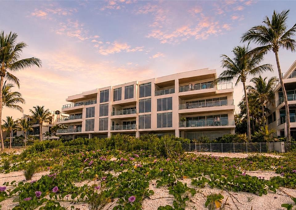 1st image of 70 AVENIDA VENECCIA #201