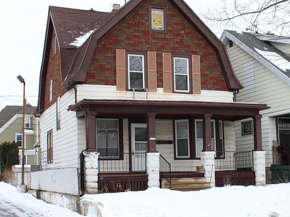 1st image of 1624 S 81st St