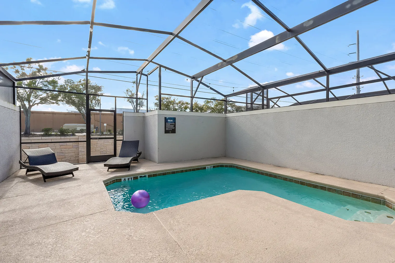 4 bed, 3.0 bath, 1905 sqft, $6,107 — Photo 4