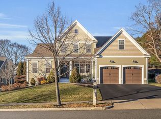 44 Winship Dr, Stoneham, MA 02180