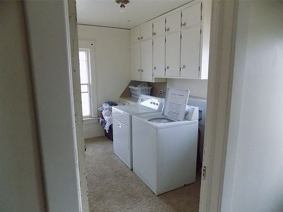 Upstairs Laundry