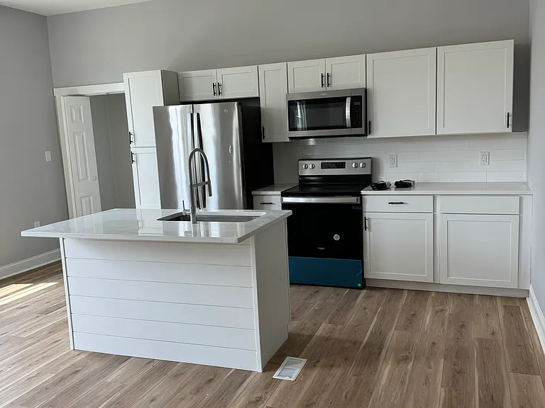 1323 Fillmore St — Photo 5