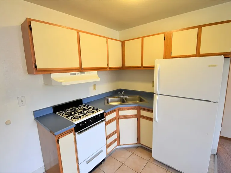 2985 E College Ave #5 — Photo 6