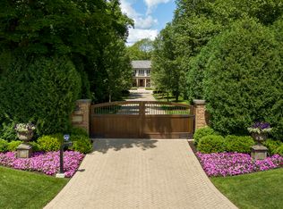 1020 Havenwood Ln, Lake Forest, IL 60045