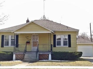 2413 14th Ave, Menominee, MI 49858