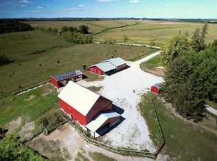 42858 180th St, Mabel, MN 55954