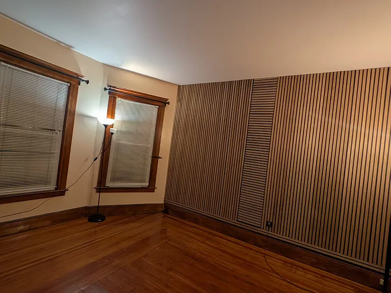 122 Foster St — Photo 7