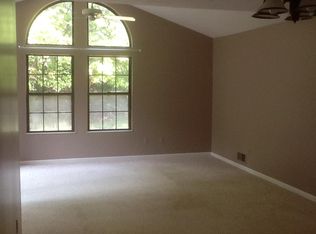 4038 Saint Andrews Ct, Canfield, OH
