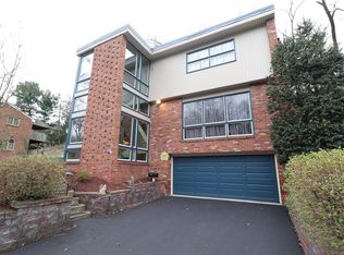 2307 Marbury Rd, Pittsburgh, PA 15221