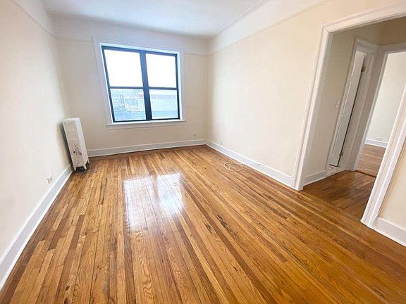2nd image of 30-08 Broadway #4D