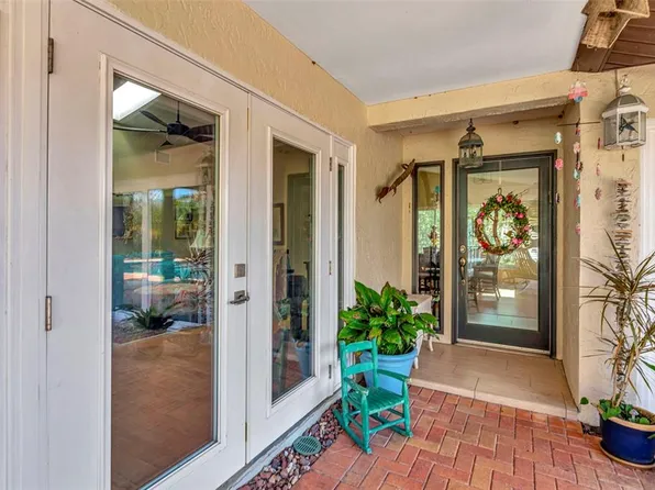 13528 Avista Dr, Tampa, FL 33624