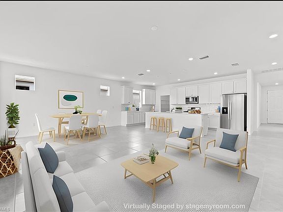 5th image of 17591 Winding Oak LN