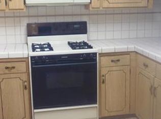 26707 Oak Branch Cir, Newhall, CA 91321