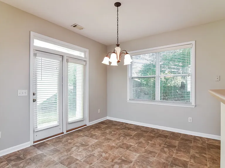 1 Horseshoe Ln — Photo 7