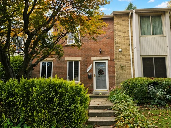 9652 Marston Ln, Gaithersburg, MD 20886