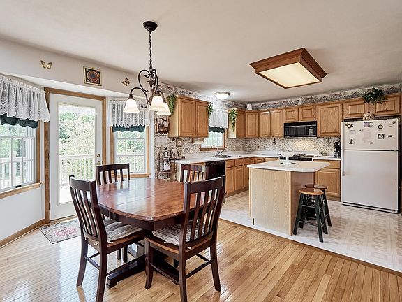 Dining area and Kitchen