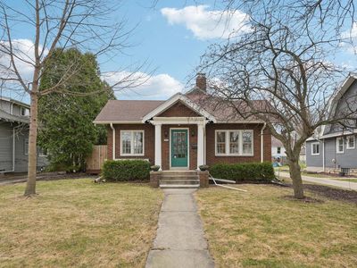 2247 North 71st STREET, Wauwatosa, WI, 53213