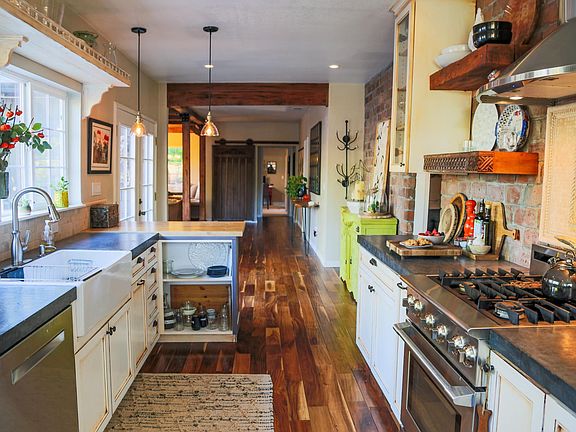 Open concept design perfect for entertaining.