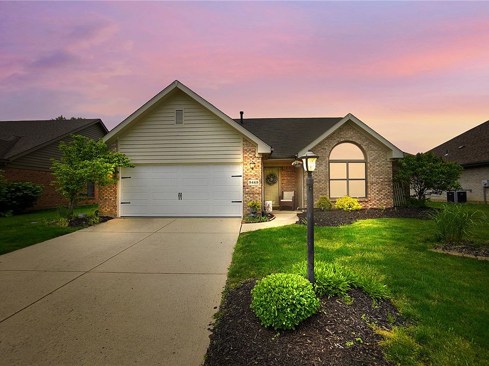 1st image of 9469 Country Path Trl