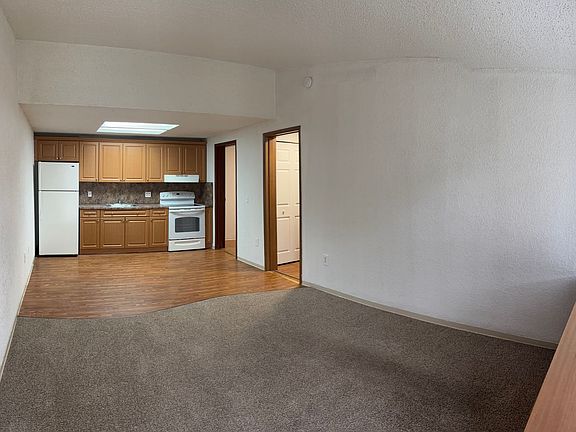 3rd image of 10000-10163 S Nob Hill Cir #3-10027