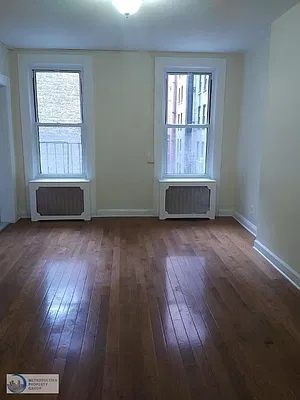 Rented by Metropolitan Property Group | media 8