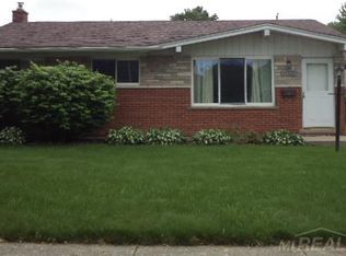 30928 Blossom St, Roseville, MI