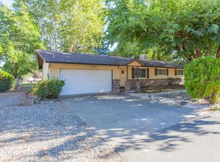 19377 Millicent St, Anderson, CA 96007
