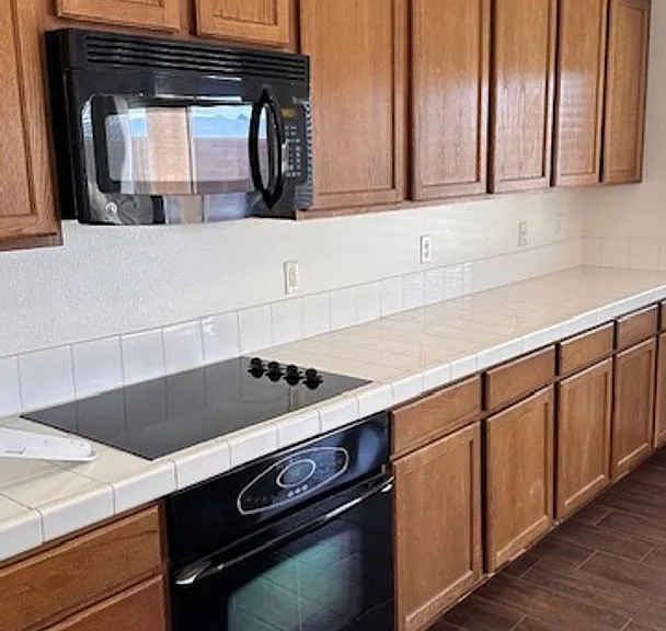 5819 E Badlands Ln — Photo 8