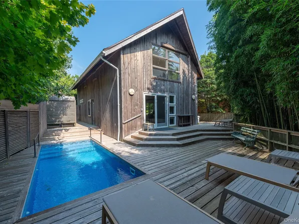 43 Ivy Avenue, Ocean Beach, NY 11770