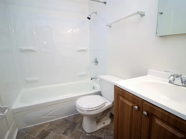 937 N. Calvert St — Photo 11