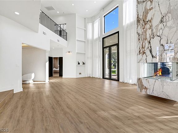 2nd image of 3765 Pacific St