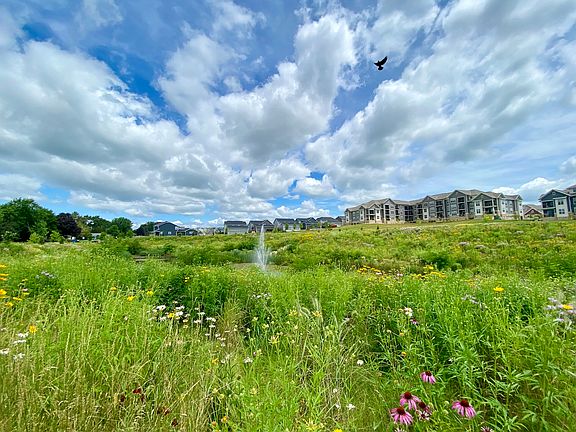 2nd image of 106 Breunig Blvd #102