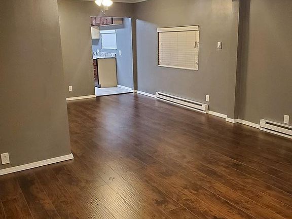 4th image of 2263 W Parkhill Ave