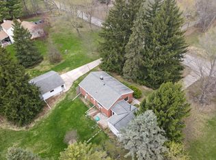 13423 W Forest Dr, New Berlin, WI 53151