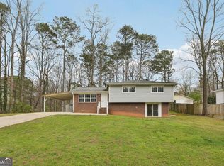 5640 Forest Dr, Acworth, GA 30102