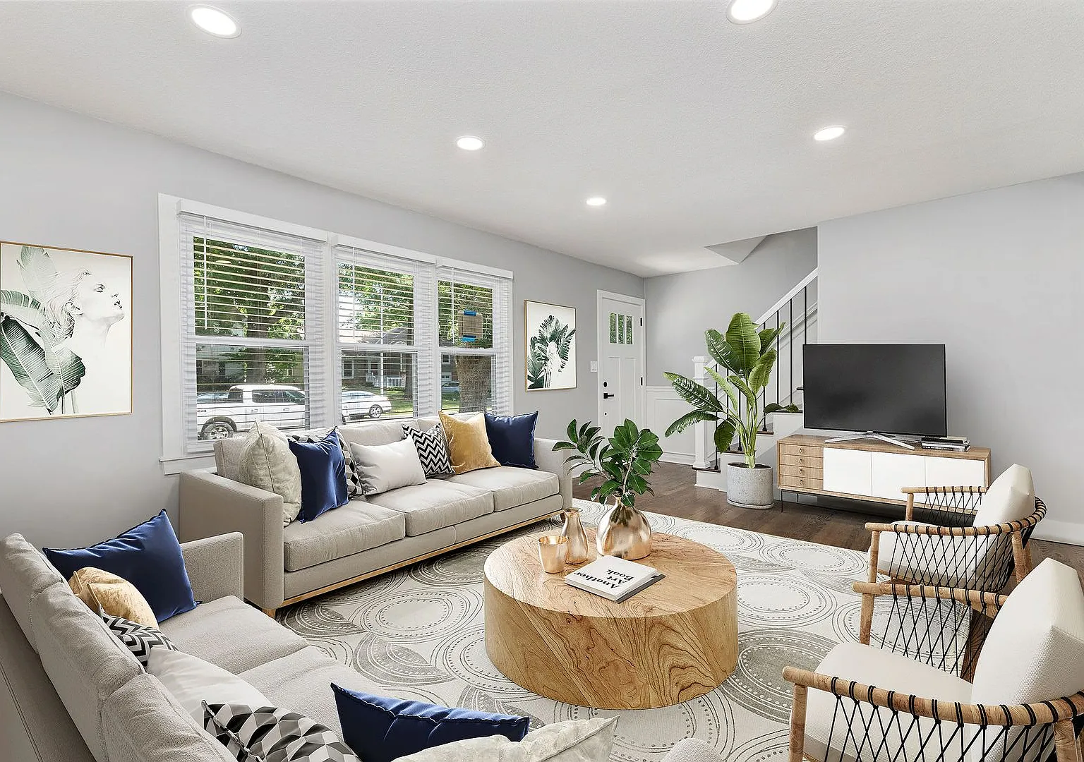 Awesome Renovated OP House — Photo 1