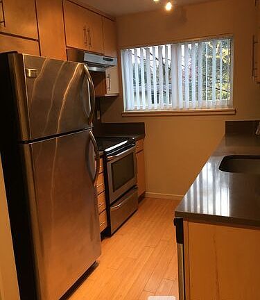 3rd image of 5014 39th Ave S #201