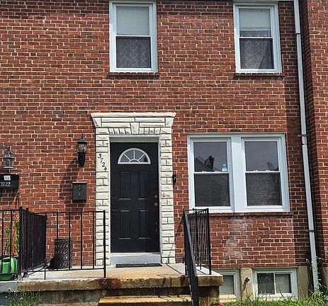 3rd image of 3724 Elmora Ave
